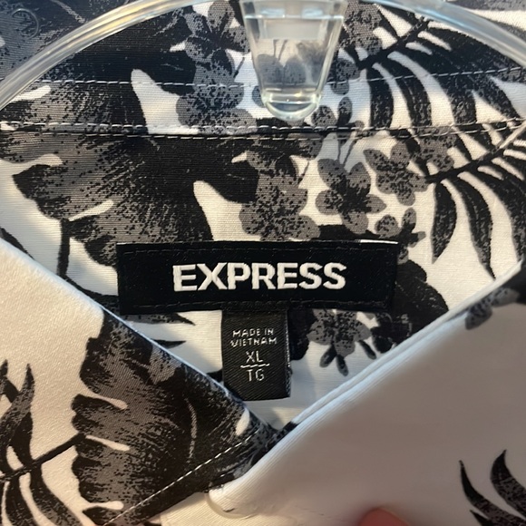 Express summer dress shirt - Picture 2 of 3